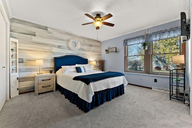 6476 W Lee Len Trail, La Porte, IN 46350