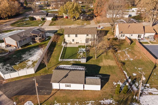 6476 W Lee Len Trail, La Porte, IN 46350