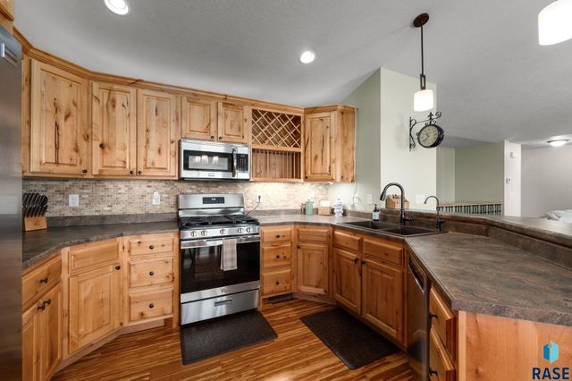 760 Fox Ct Court, Tea, SD 57064
