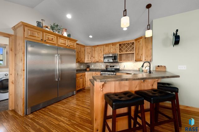 760 Fox Ct Court, Tea, SD 57064