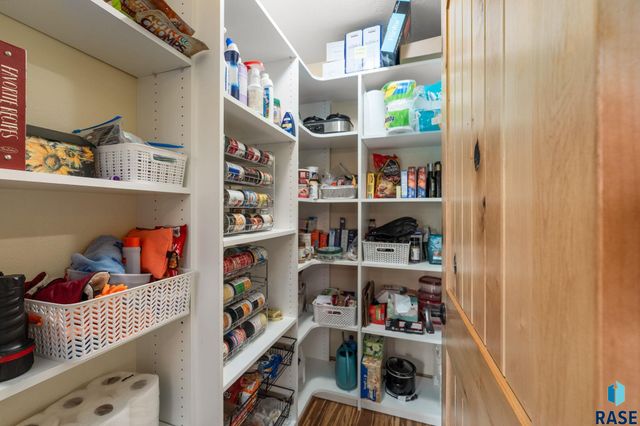 760 Fox Ct Court, Tea, SD 57064