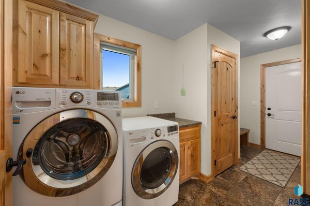 760 Fox Ct Court, Tea, SD 57064