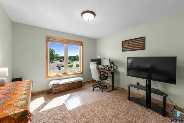 760 Fox Ct Court, Tea, SD 57064