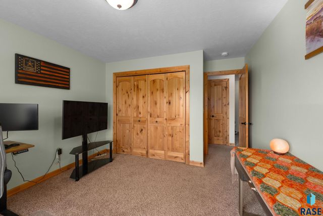 760 Fox Ct Court, Tea, SD 57064