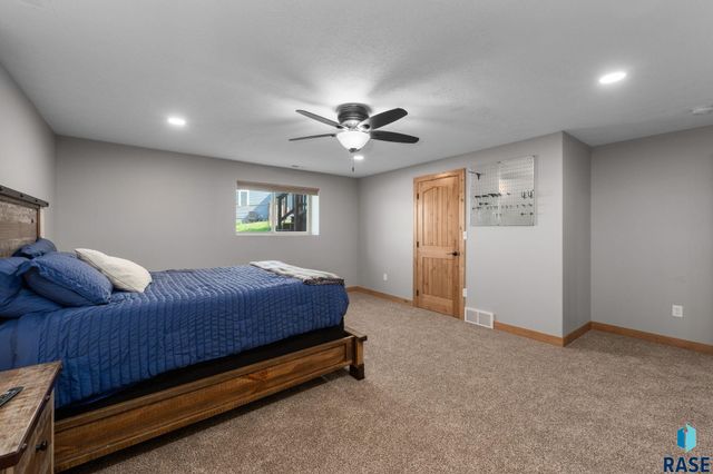 760 Fox Ct Court, Tea, SD 57064