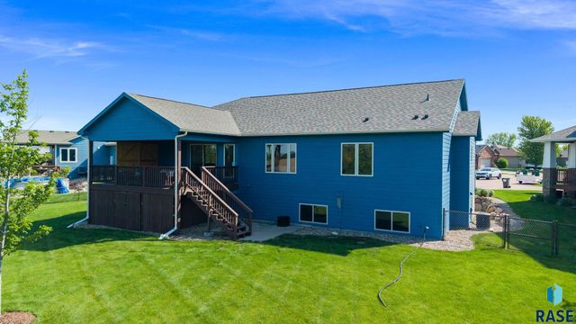 760 Fox Ct Court, Tea, SD 57064