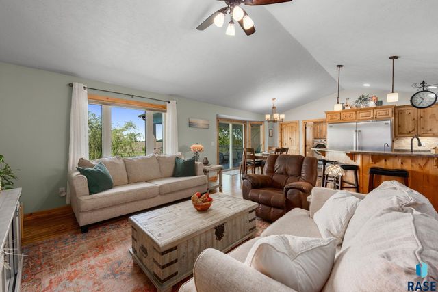 760 Fox Ct Court, Tea, SD 57064