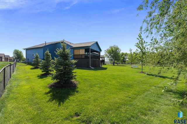 760 Fox Ct Court, Tea, SD 57064