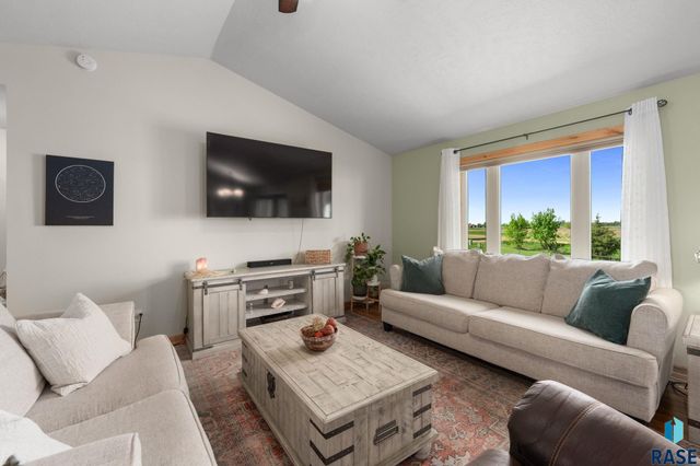 760 Fox Ct Court, Tea, SD 57064