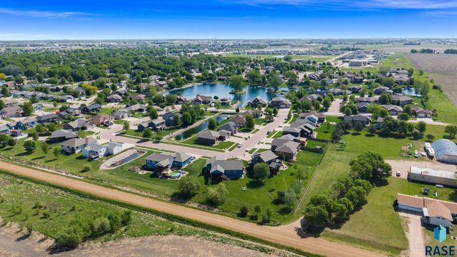 760 Fox Ct Court, Tea, SD 57064