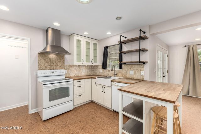 2724 N 25th Street, Phoenix, AZ 85008