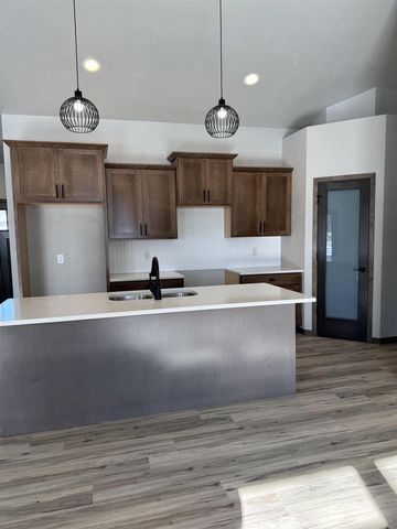 2005 E RIDGE HAVEN LANE, Appleton, WI 54913