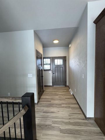 2005 E RIDGE HAVEN LANE, Appleton, WI 54913