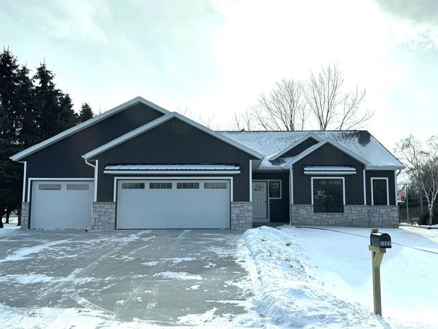 2005 E RIDGE HAVEN LANE, Appleton, WI 54913