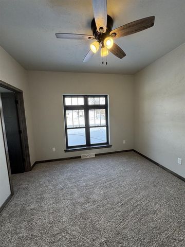 2005 E RIDGE HAVEN LANE, Appleton, WI 54913