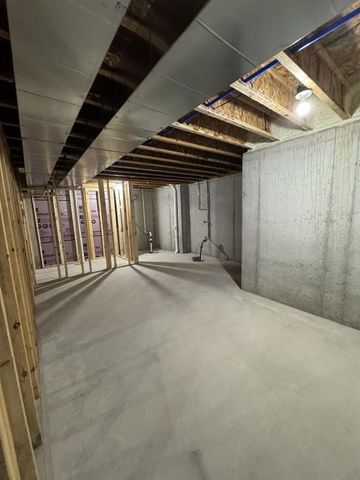 2005 E RIDGE HAVEN LANE, Appleton, WI 54913