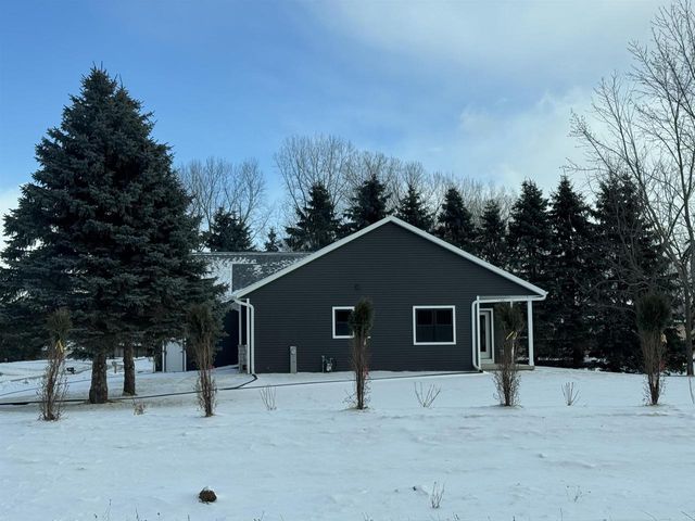 2005 E RIDGE HAVEN LANE, Appleton, WI 54913