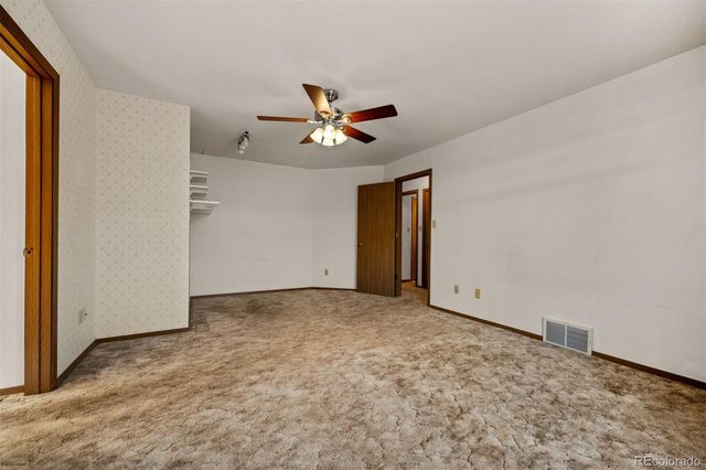 19 Pineridge Court, Pueblo, CO 81001