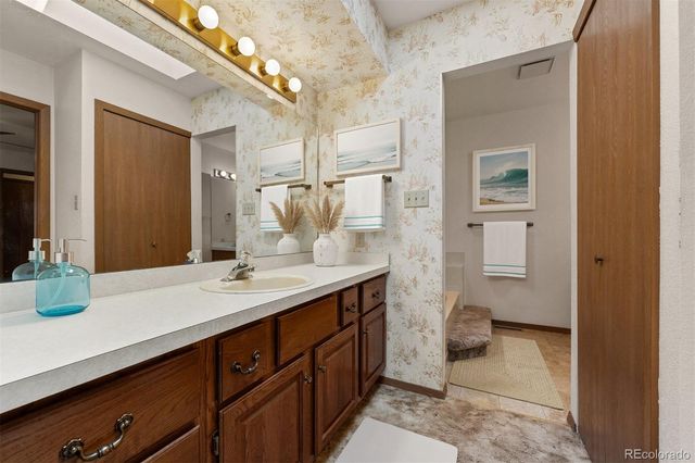 19 Pineridge Court, Pueblo, CO 81001