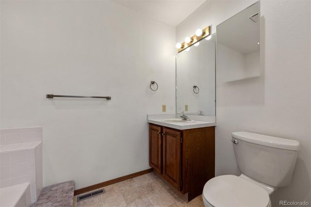 19 Pineridge Court, Pueblo, CO 81001