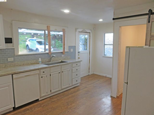 1731 San Pablo Ave, Pinole, CA 94564