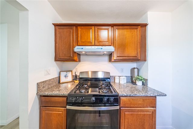 950 N Sierra Way, San Bernardino, CA 92410