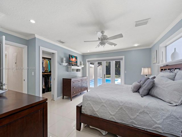 8205 SW 116th St, Miami, FL 33156