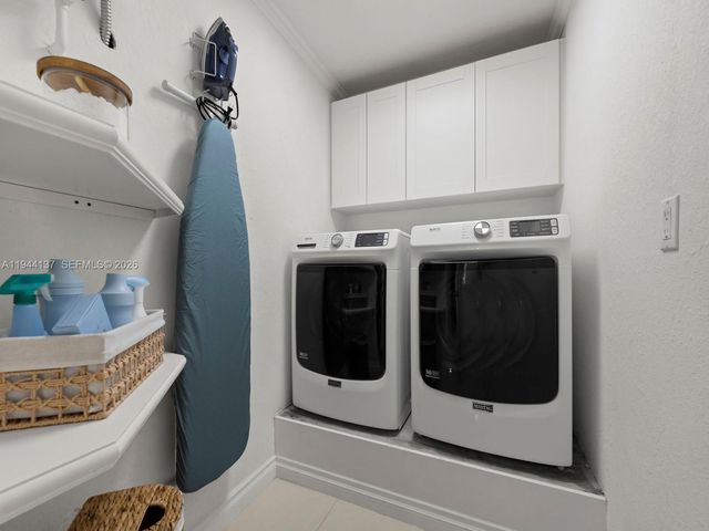 8205 SW 116th St, Miami, FL 33156