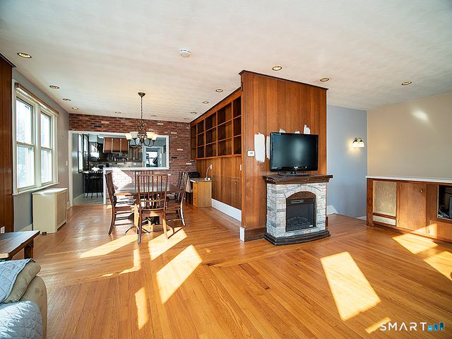 30 Coram Street, Hamden, CT 06517