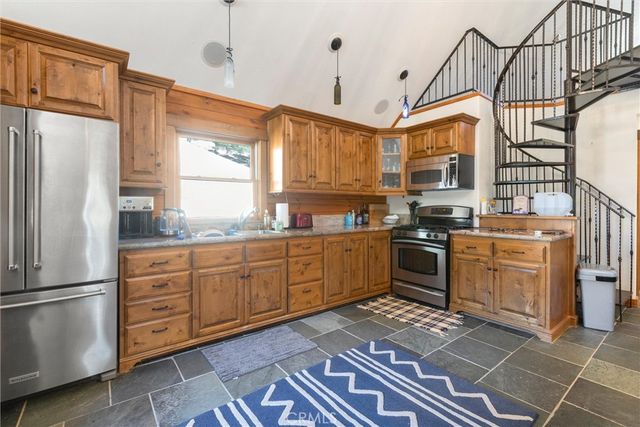 5765 Dago Lane, Paso Robles, CA 93446