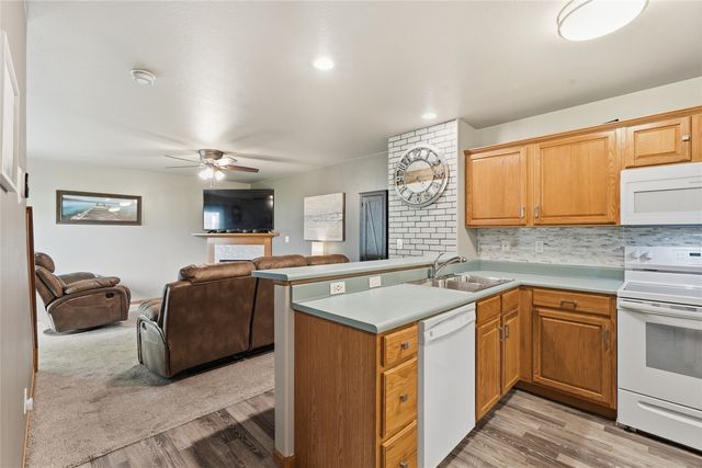 3415 Queen Drive SW D, Cedar Rapids, IA 52404
