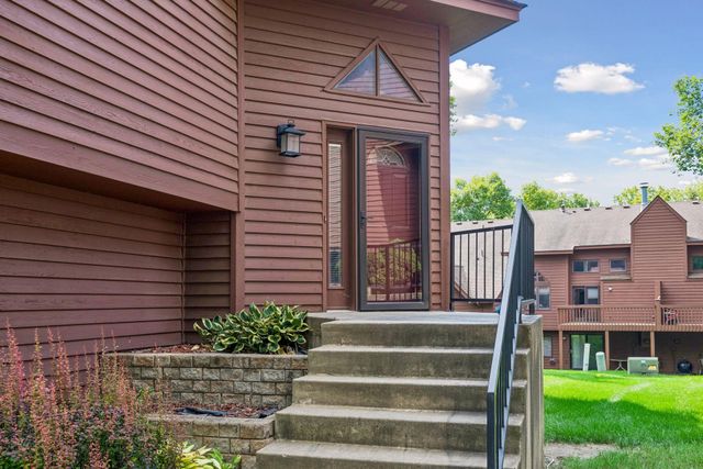 12526 Parkwood Drive, Burnsville, MN 55337