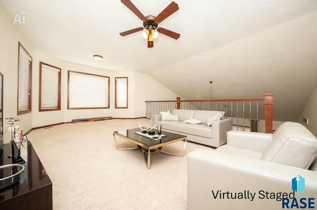 8103 S Brenda Pl Place, Sioux Falls, SD 57108