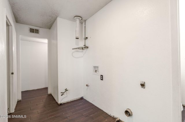 1807 Debra Street, Las Cruces, NM 88001