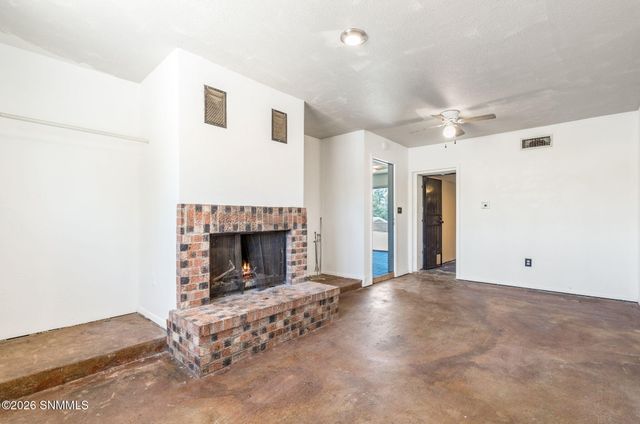 1807 Debra Street, Las Cruces, NM 88001