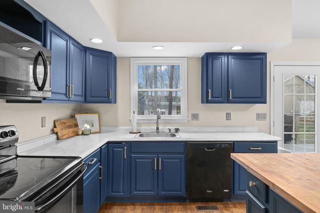 200 WILDERNESS LN, Locust Grove, VA 22508