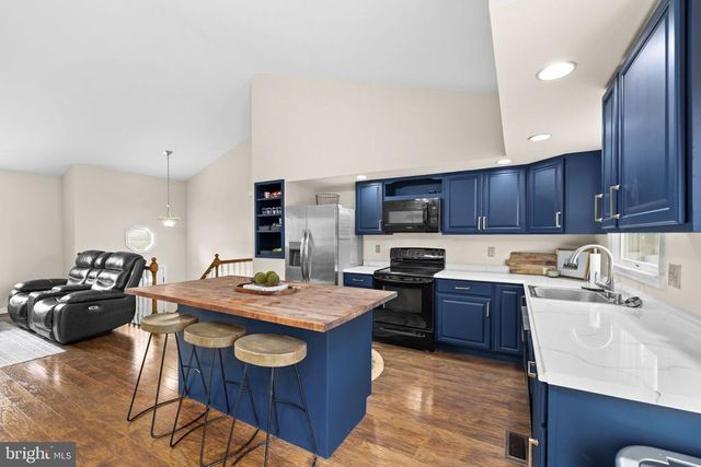 200 WILDERNESS LN, Locust Grove, VA 22508