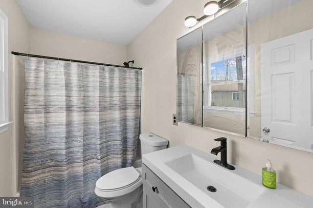 200 WILDERNESS LN, Locust Grove, VA 22508