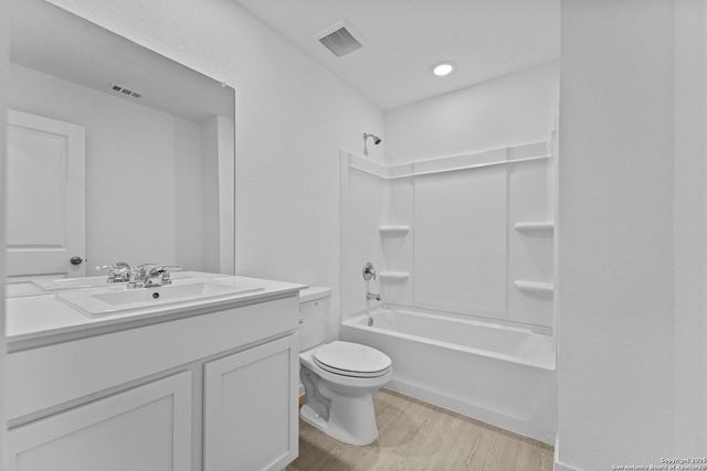 7614 Bohemian Grove, San Antonio, TX 78227