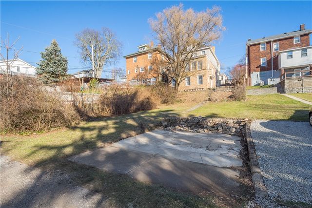 506 Berwin Ave, Brookline, PA 15226