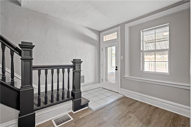 506 Berwin Ave, Brookline, PA 15226