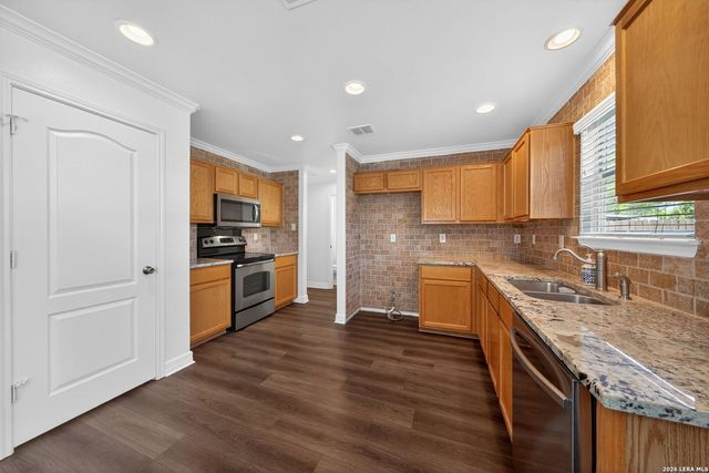 9827 Palomino Oaks, San Antonio, TX 78254