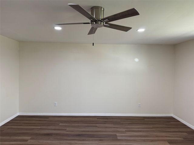 1524 Clear Point Drive, Garland, TX 75041