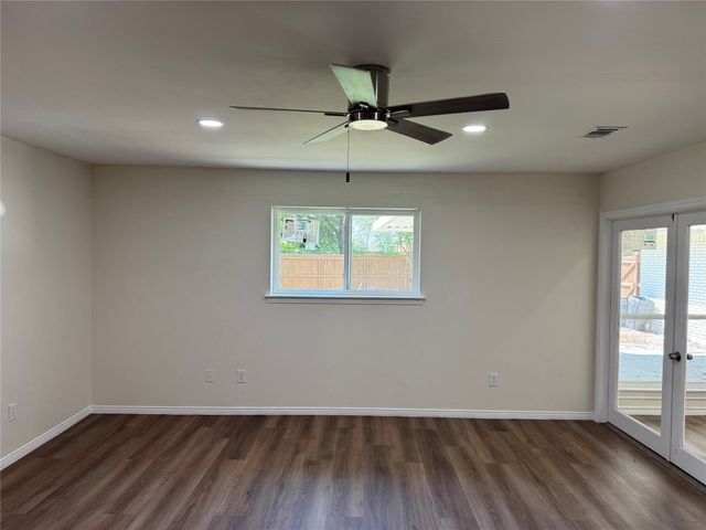 1524 Clear Point Drive, Garland, TX 75041