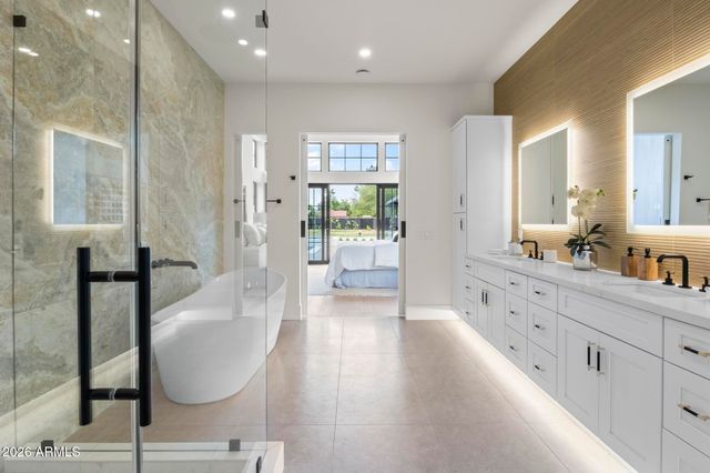 5226 E SWEETWATER Avenue, Scottsdale, AZ 85254