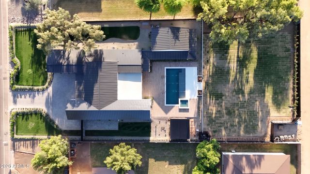 5226 E SWEETWATER Avenue, Scottsdale, AZ 85254