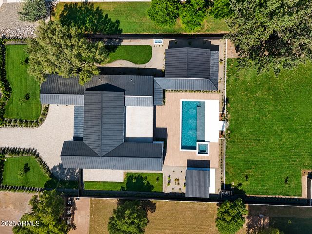 5226 E SWEETWATER Avenue, Scottsdale, AZ 85254