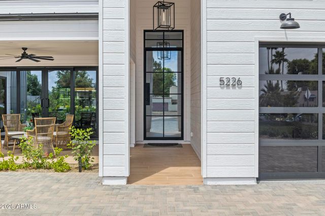 5226 E SWEETWATER Avenue, Scottsdale, AZ 85254