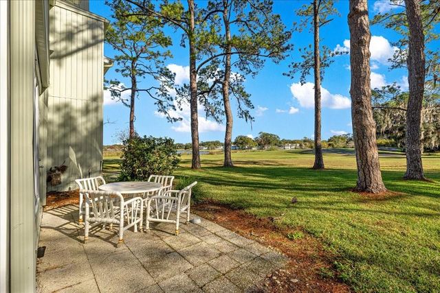 584 FAIRWAYS CIRCLE A, Ocala, FL 34472