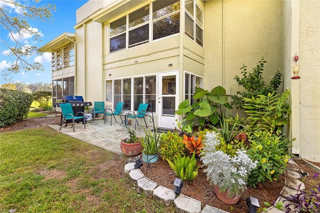 584 FAIRWAYS CIRCLE A, Ocala, FL 34472